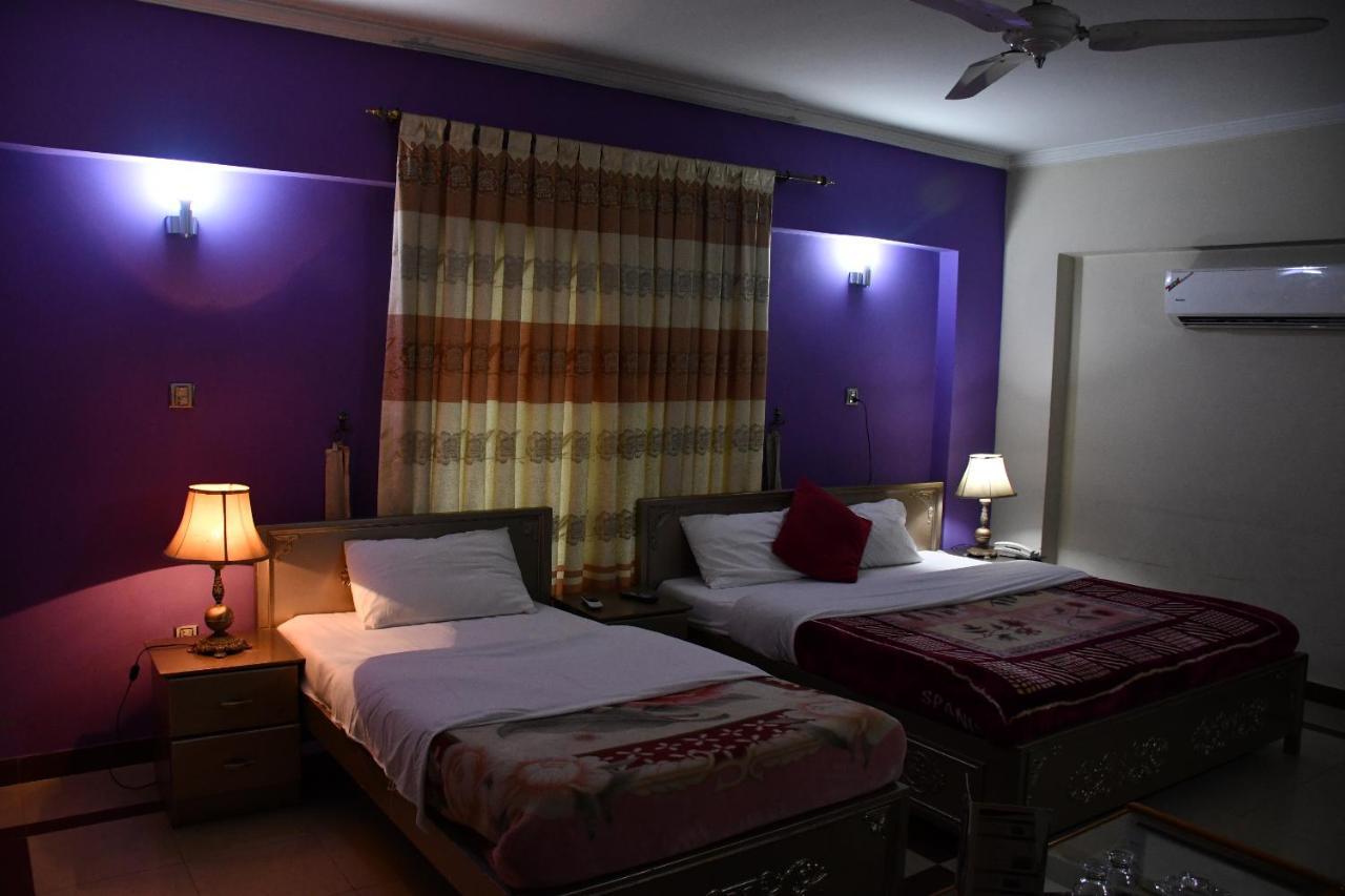 Mir Continental Hotel Muzaffarabad Exterior photo