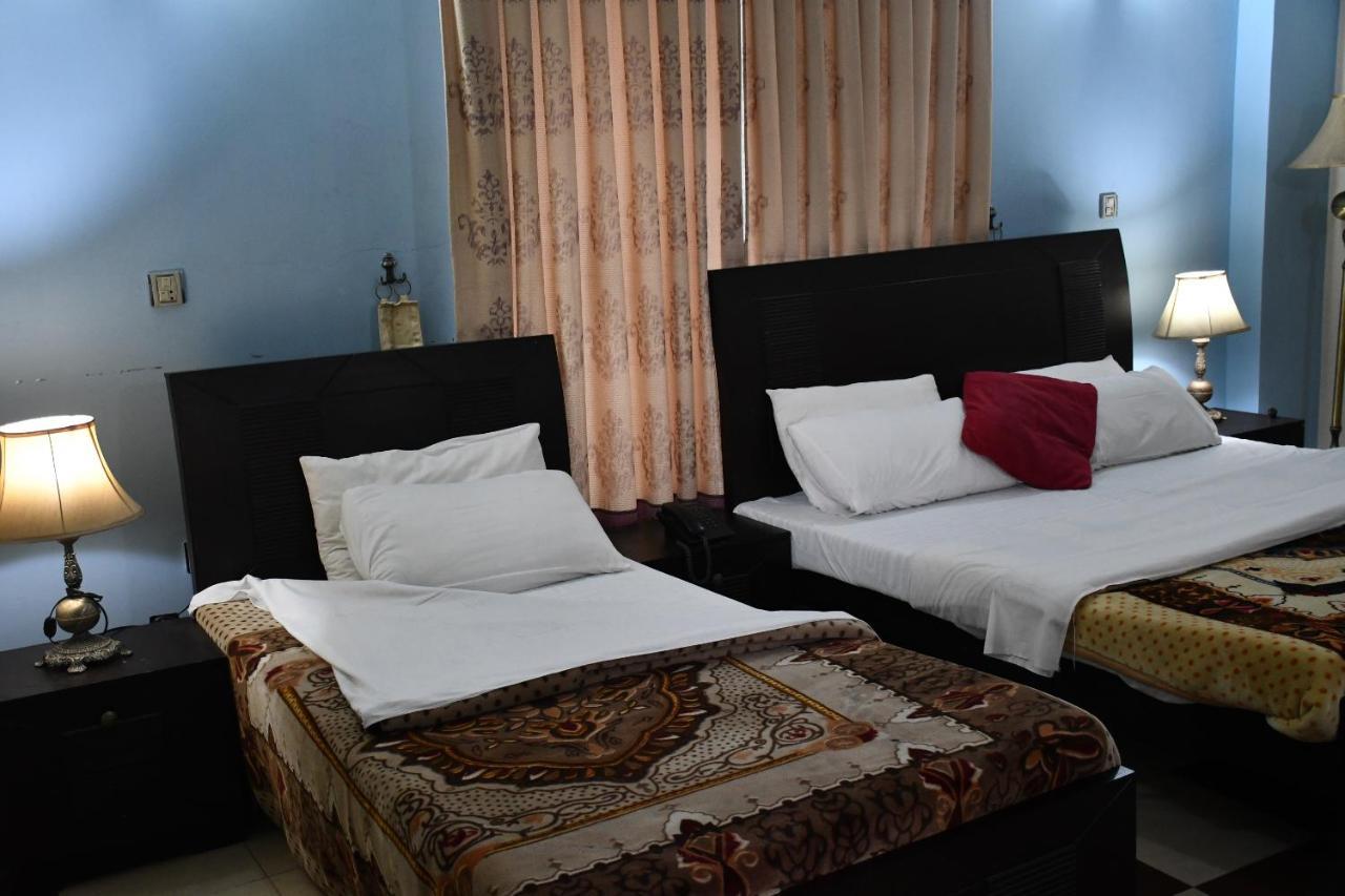 Mir Continental Hotel Muzaffarabad Exterior photo