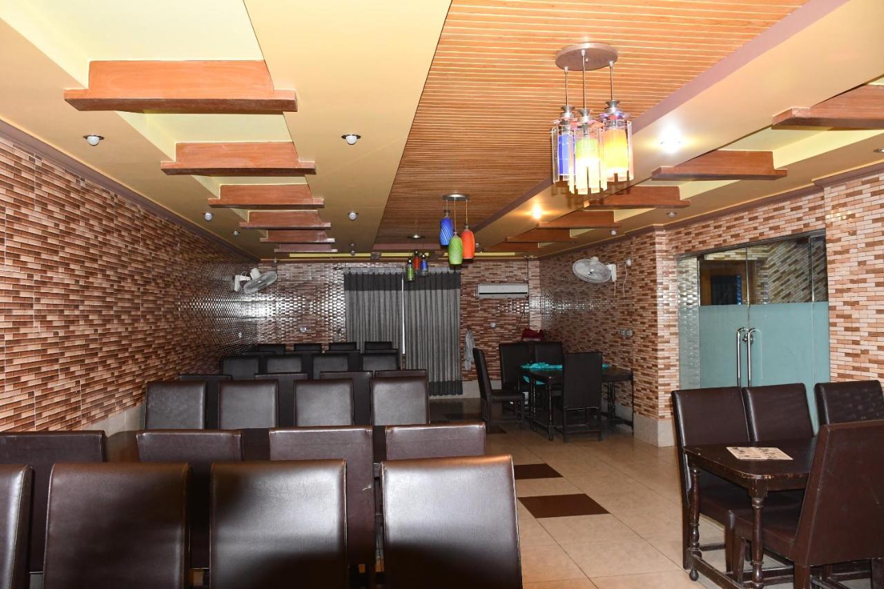 Mir Continental Hotel Muzaffarabad Exterior photo