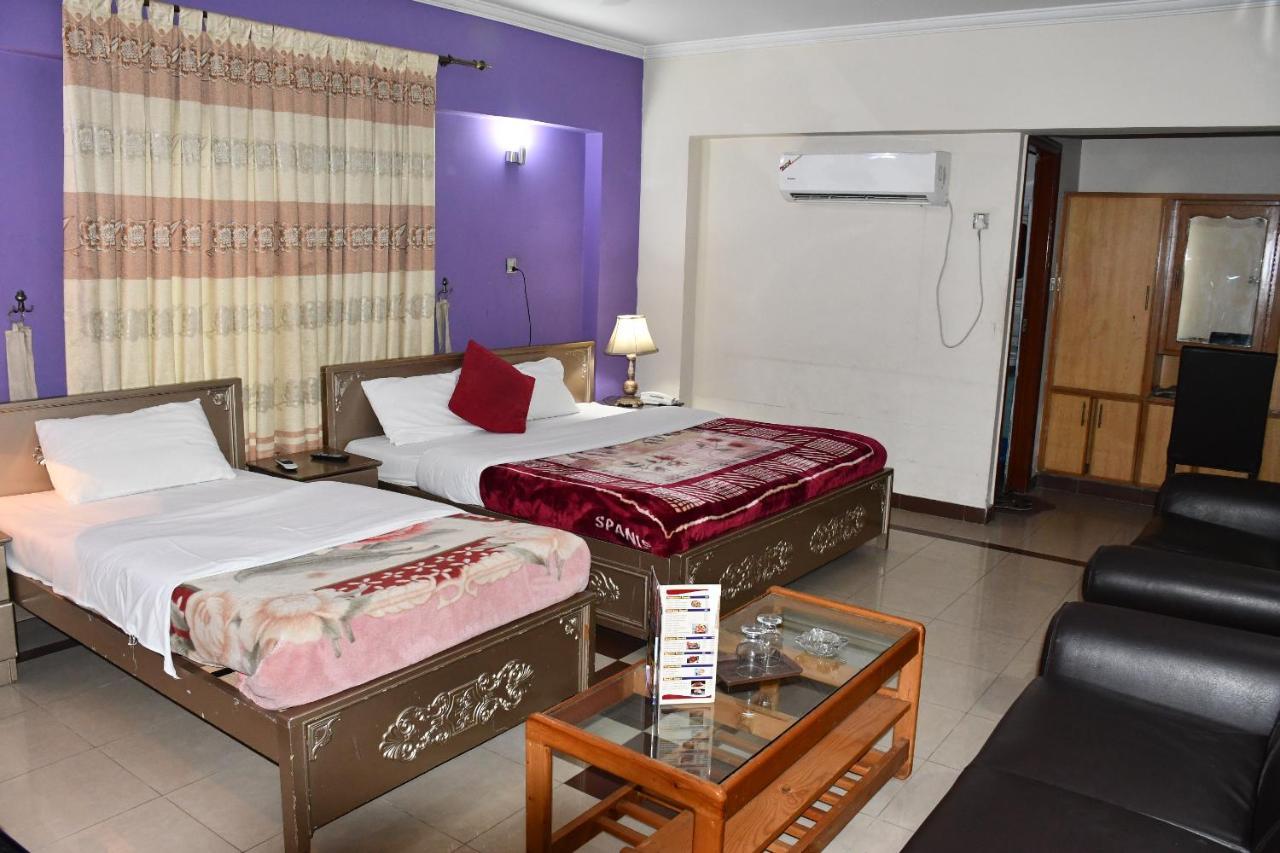 Mir Continental Hotel Muzaffarabad Exterior photo